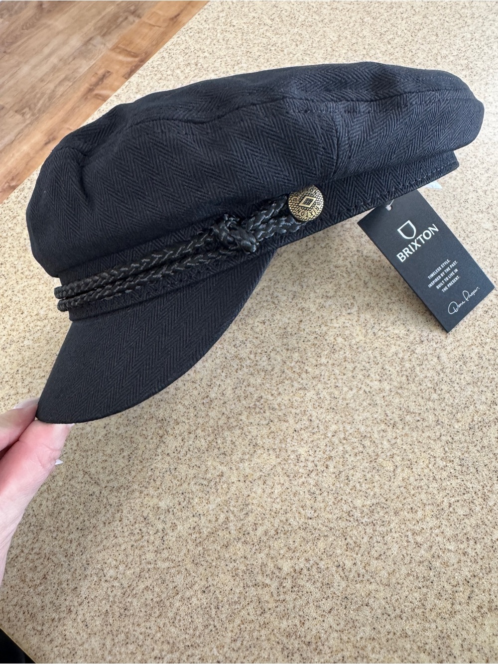Brixton Fiddler Fisherman Cap Black NWT Size S Hat